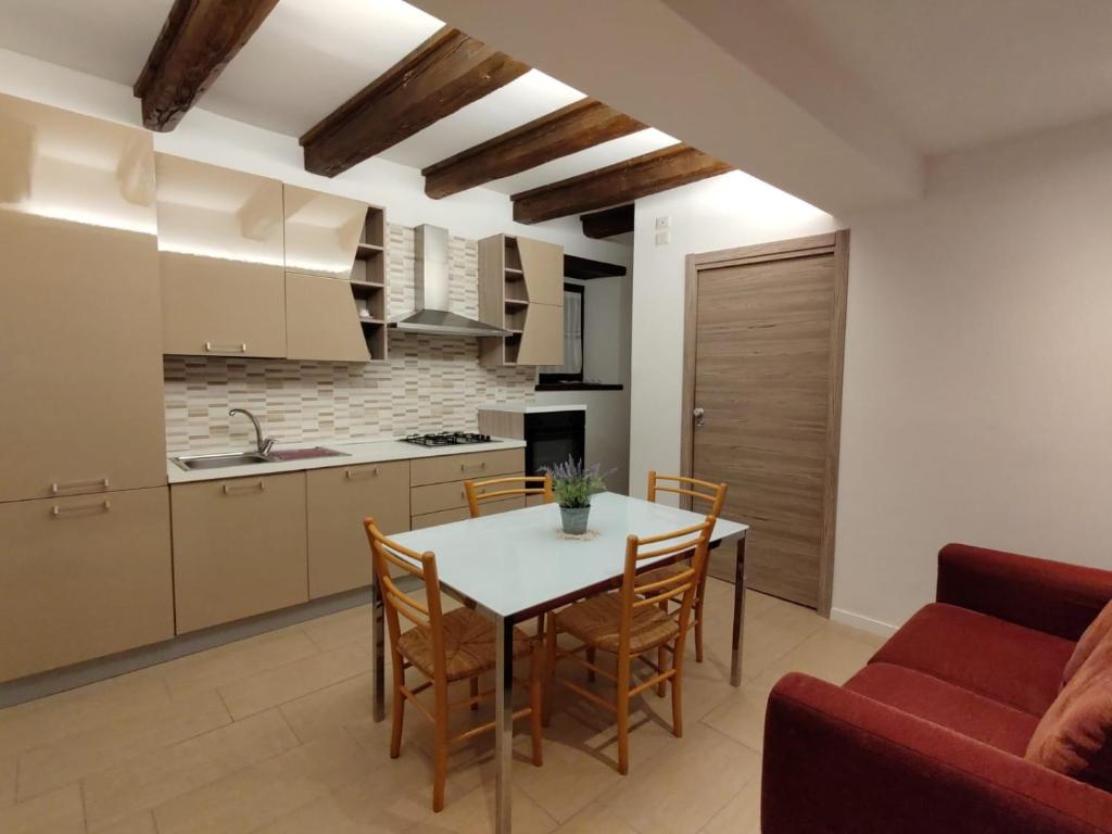 casa vacanze La Quiete room 5